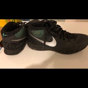 Men’s Nike Kyrie #2